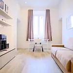 Cavour - Boutique Home In Florence