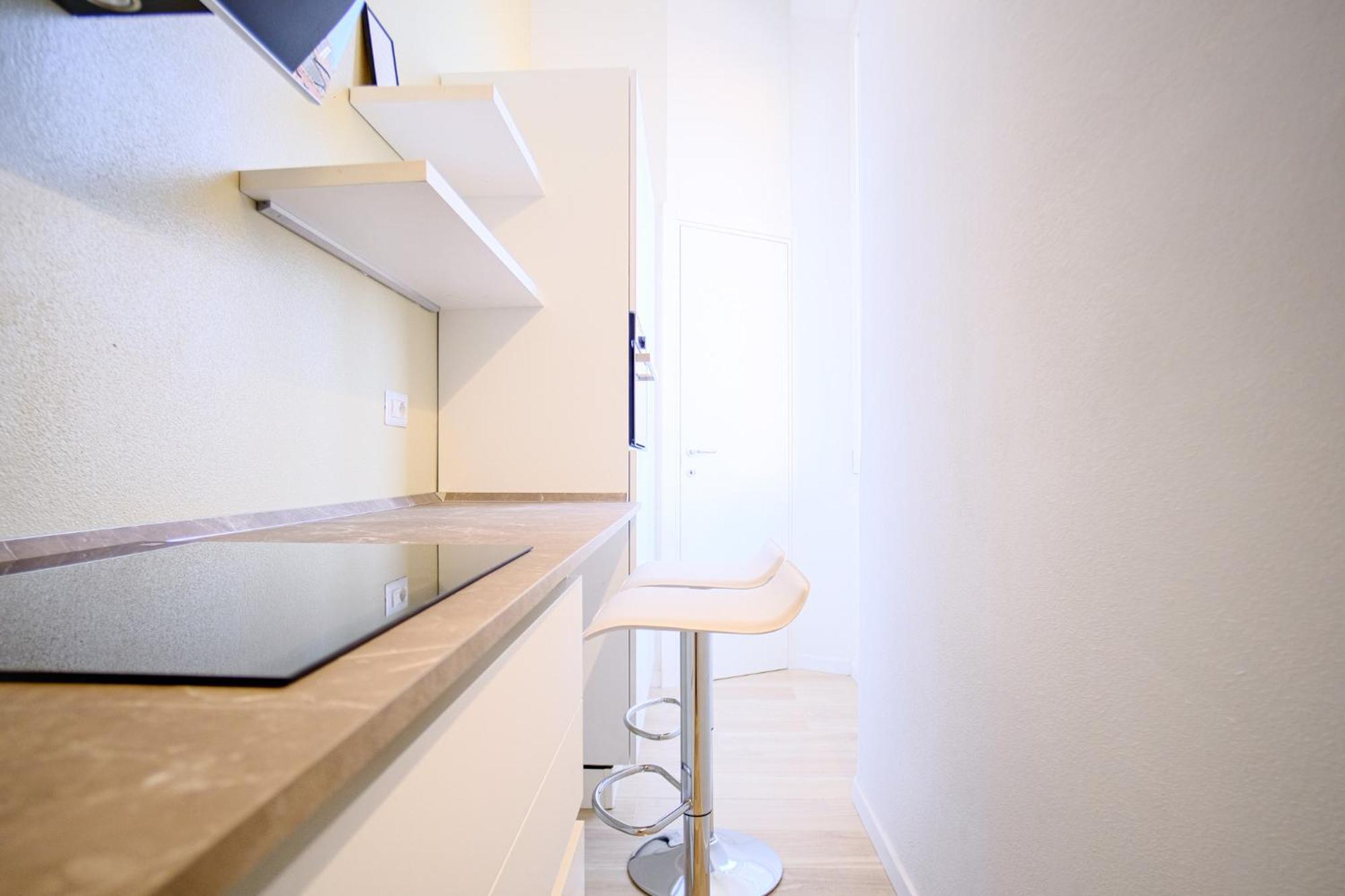 Cavour - Boutique In *